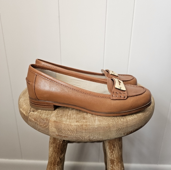 Michael Kors Tierlyn Luggage Tan Leather Loafers - Picture 4 of 10